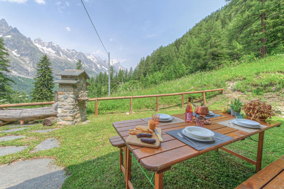 Girasole Val Veny Cir Vda 0151 Holiday home